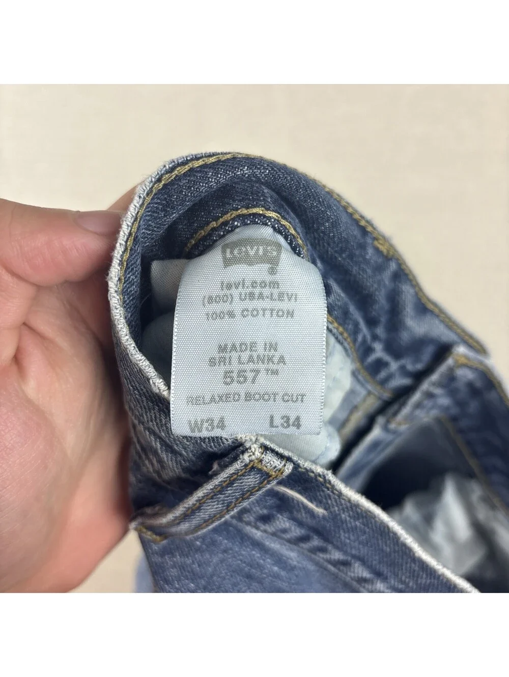 Vintage Levi's 557 Jeans Mens 34x32 Blue Relaxed Boot Denim Y2K Whiskers Faded